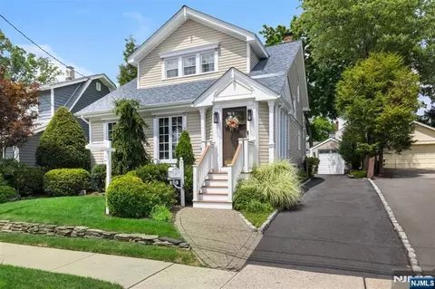 80 Large Ave, Hillsdale, NJ 07642