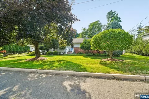 Other - 425 Beech Ave, Paramus, NJ 07652 photo 7 of 7