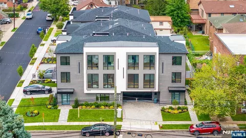 500 2nd #B, Palisades Park, NJ 07650