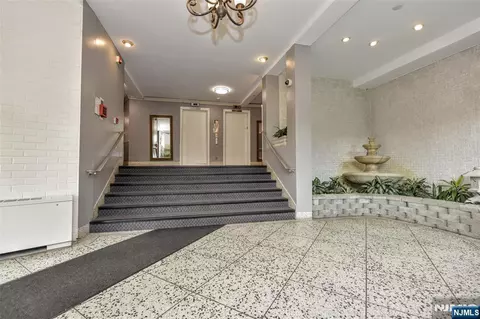 Entry Way - 25 Grand Ave #2J, Hackensack, NJ 07601 photo 2 of 3