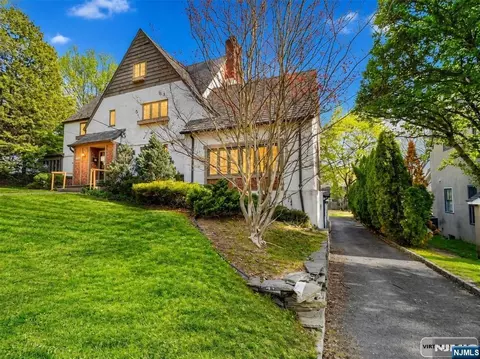 112 Oxford Pl, Glen Rock, NJ 07452