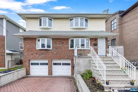 35 Ruby Ave, Palisades Park, NJ 07650