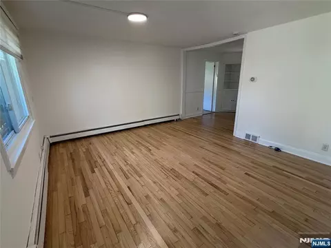 Living - 36 Morningside Ave, Cresskill, NJ 07626 photo 2 of 8