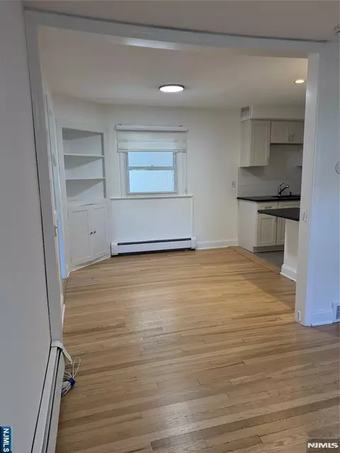 Living - 36 Morningside Ave, Cresskill, NJ 07626 photo 5 of 8
