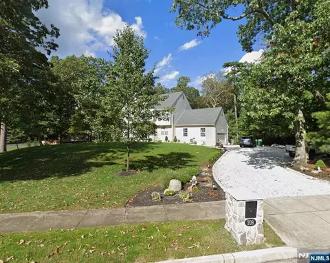 209 Success Rd, Cream Ridge, NJ 08514