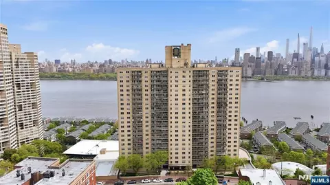 6600 Jfk Blvd E, West New York, NJ 07093