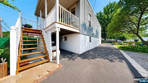 39-41 John Hay Ave, Kearny, NJ 07032