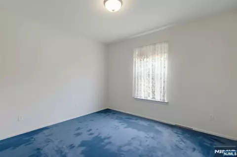 Bedroom - 14 Summit Ct, Hackensack, NJ 07601 photo 5 of 10