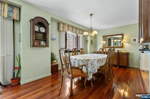 Dining - 151 Prospect Ave #9D, Hackensack, NJ 07601 photo 2 of 4