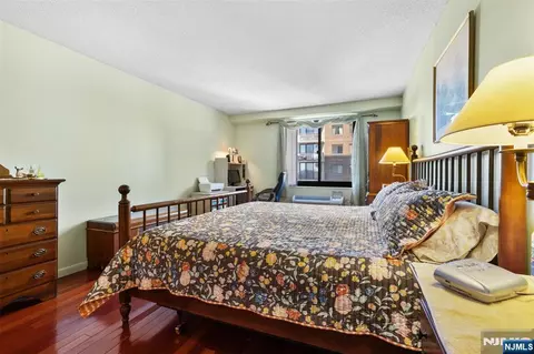 Bedroom - 151 Prospect Ave #9D, Hackensack, NJ 07601 photo 2 of 2