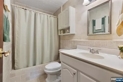 Bath - 151 Prospect Ave #9D, Hackensack, NJ 07601 photo 4 of 4