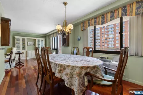 Dining - 151 Prospect Ave #9D, Hackensack, NJ 07601 photo 3 of 4