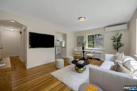 99 Tracey Pl #3, Englewood, NJ 07631