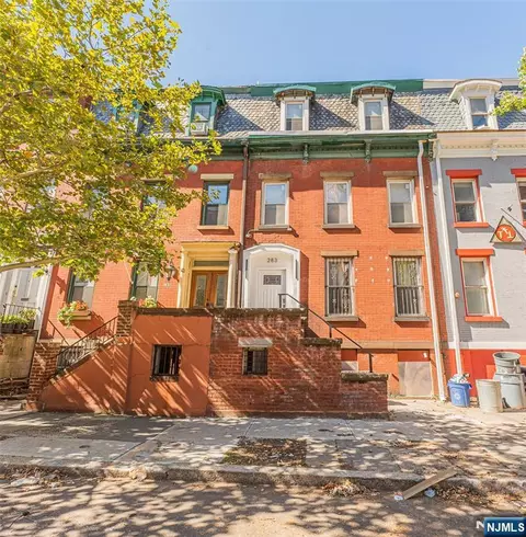 283 King Blvd, Newark, NJ 07102