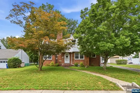 80 Highland Ave, Emerson, NJ 07630