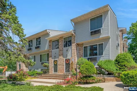 Exterior - 228 Johnson Ave #5, Hackensack, NJ 07601 photo 2 of 6