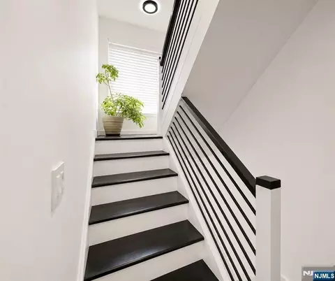 Entry Way - 228 Johnson Ave #5, Hackensack, NJ 07601 photo 1 of 2