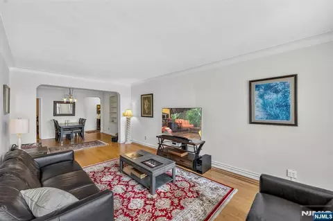 Living - 100 Prospect Ave #4E, Hackensack, NJ 07601 photo 1 of 1