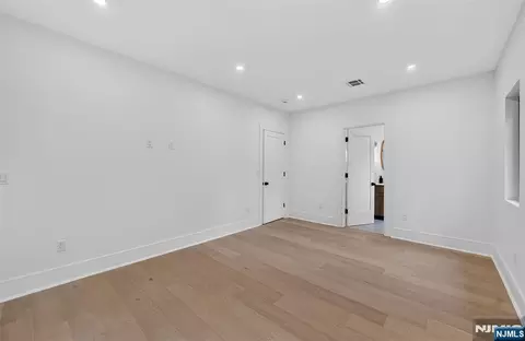 Bedroom - 134 Morningside Rd, Paramus, NJ 07652 photo 7 of 11