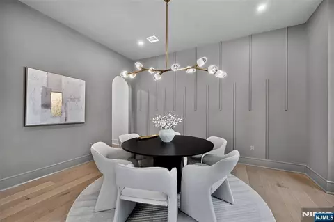 Dining - 134 Morningside Rd, Paramus, NJ 07652 photo 3 of 4