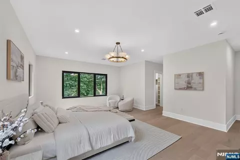 Bedroom - 134 Morningside Rd, Paramus, NJ 07652 photo 4 of 11