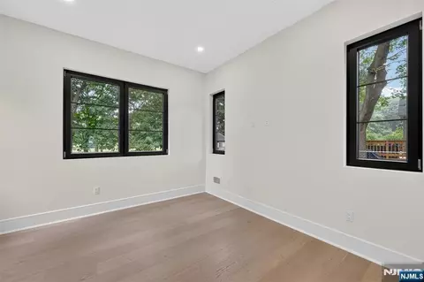 Bedroom - 134 Morningside Rd, Paramus, NJ 07652 photo 1 of 11