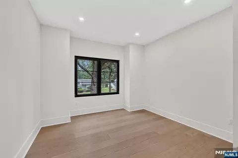 Bedroom - 134 Morningside Rd, Paramus, NJ 07652 photo 9 of 11