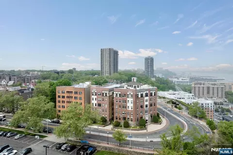 7435 Boulevard #309, North Bergen, NJ 07047