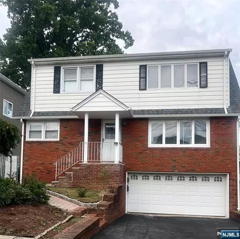 140 Silleck St, Clifton, NJ 07013