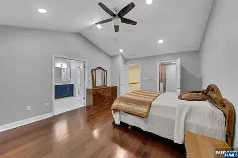 Bedroom - 34 Eider Ct, Wayne, NJ 07470 photo 2 of 7