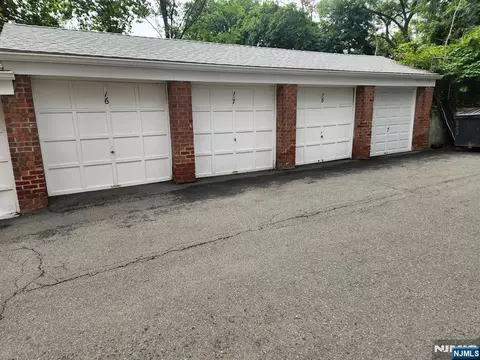 Exterior - 216 Prospect Ave #1C, Hackensack, NJ 07601 photo 3 of 5