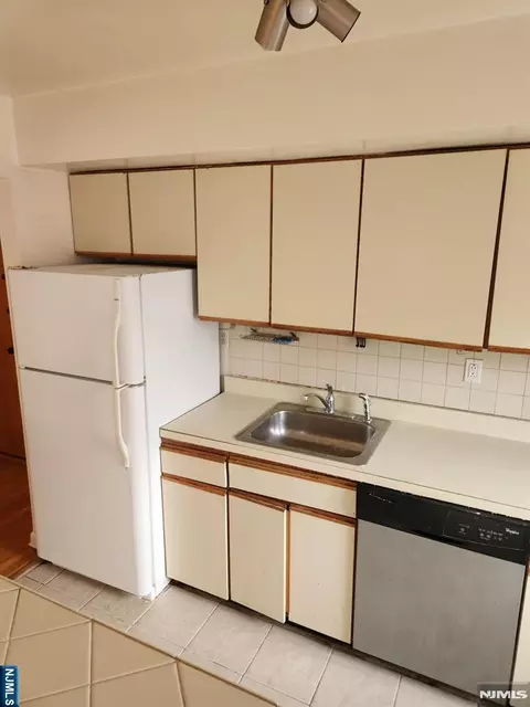 Kitchen - 216 Prospect Ave #1C, Hackensack, NJ 07601 photo 2 of 2