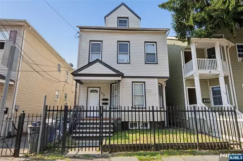 172 Godwin Ave, Paterson, NJ 07501