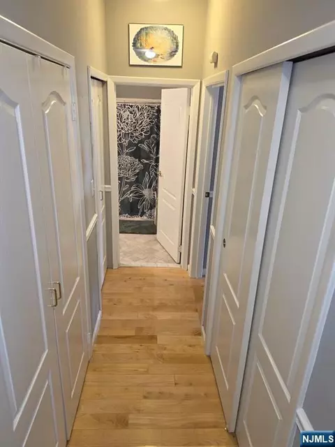 Entry Way - 312 Brittany Dr, Wayne, NJ 07470 photo 3 of 4