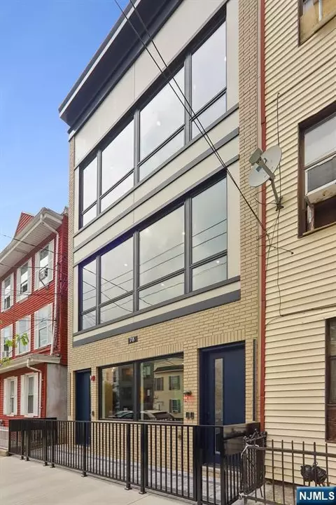 78 Zabriskie St #3, Jersey City, NJ 07307