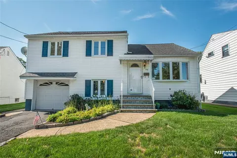 50 Plenge Dr, Belleville, NJ 07109
