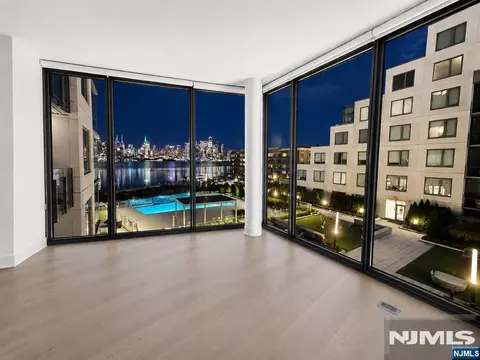 9 Ave At Port Imperial #509, West New York, NJ 07093