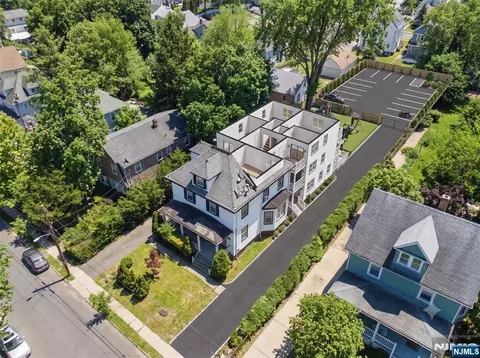 158 Slocum Ave, Englewood, NJ 07631