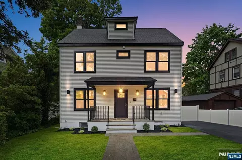 166 Lincoln St, Montclair, NJ 07042
