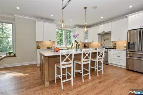 Kitchen - 515 Hobart Rd, Paramus, NJ 07652 photo 1 of 6