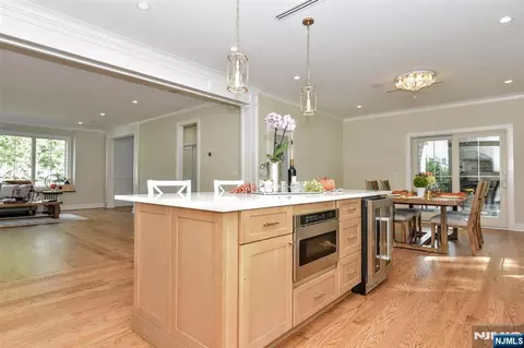 Kitchen - 515 Hobart Rd, Paramus, NJ 07652 photo 6 of 6