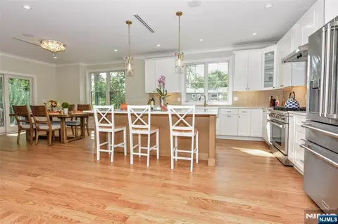 Other - 515 Hobart Rd, Paramus, NJ 07652 photo 1 of 9