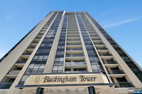800 Palisade Ave #901, Fort Lee, NJ 07024