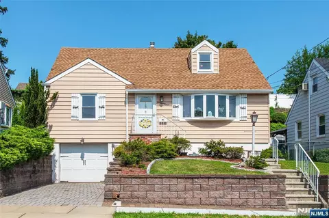 123 6th St, Wood Ridge, NJ 07075
