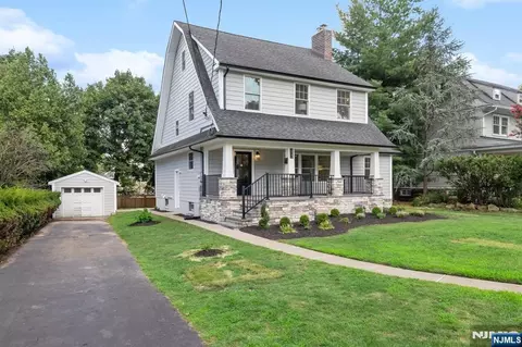 613 Hillcrest Rd, Ridgewood, NJ 07450