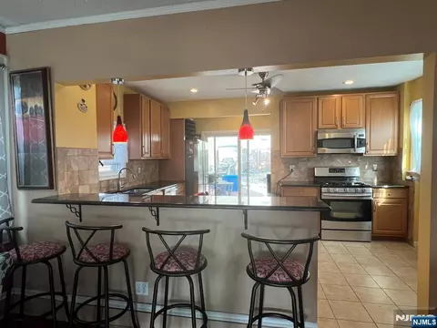 116 Prospect Ave, North Arlington, NJ 07031