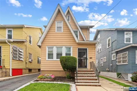 121 Schofield, Newark, NJ 07106