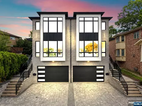 156 Morningside Ln, Palisades Park, NJ 07650