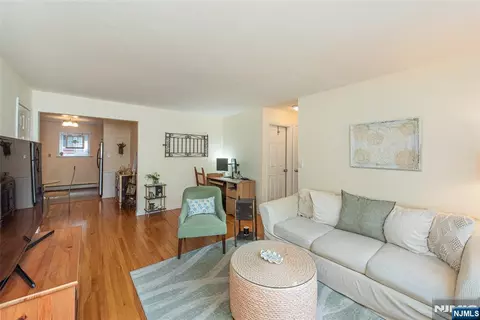 37 Espy Rd #7A, Caldwell, NJ 07006