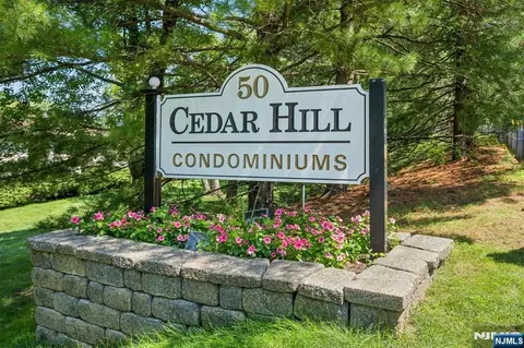 50 Lindsley Rd #4, Cedar Grove, NJ 07009